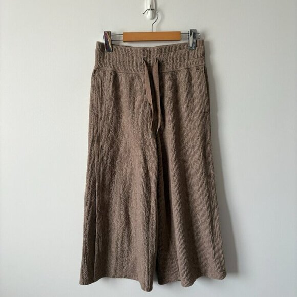 Lululemon Retreat Yourself Crop Lounge Pant Size 4 - Picture 5 of 6